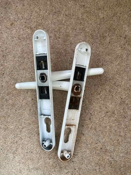 Photo of free Door handle (Crookes S10) #3