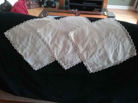 Photo of free Cloth Table Napkins (Uplands / Riverside) #1