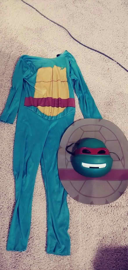 Photo of free Ninja turtle kids costume (Columbia, Clemens Crossing) #1