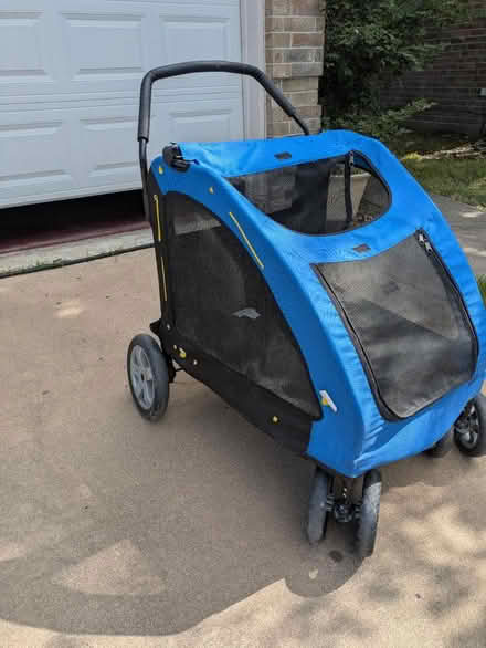 Photo of free Rolling Cart (Cypress off Jones and Cy N Hou) #3