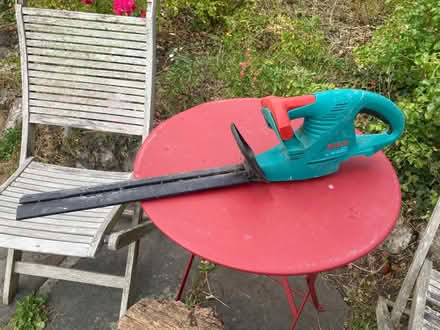Photo of free Bosch hedge trimmer missing its battery and charger (Old Radnor LD8) #1