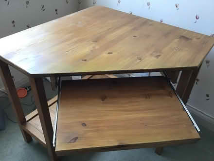 Photo of free IKEA corner desk (Hamsey Green CR6) #3