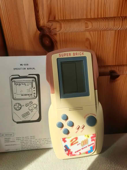 Photo of free Vintage Handheld Video Games BUNDLE (Garston, WD25) #1