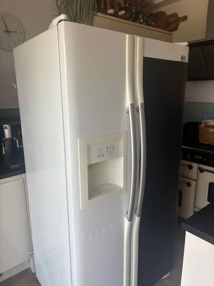 Photo of free American fridge freezer (PO18) #1