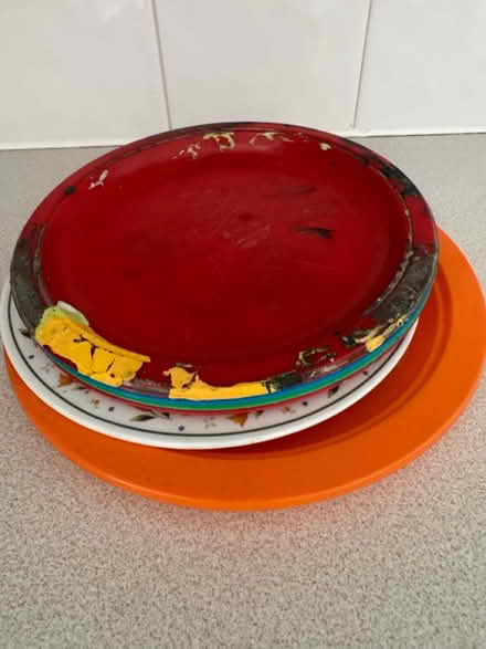 Photo of free Plastic plates (GL3) #1