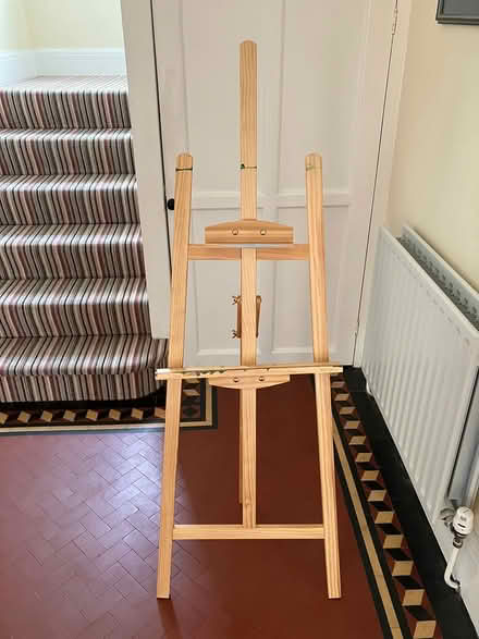 Photo of free wooden painting easel (West Bridgford NG2) #3