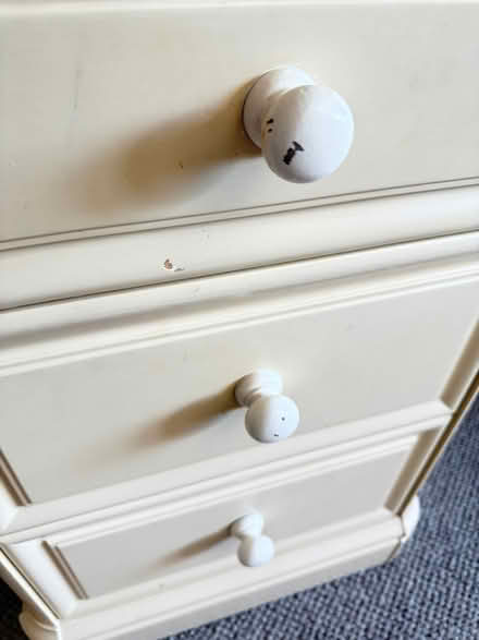 Photo of free Dressing Vanity Table with Mirror (Little Chalfont HP8) #3