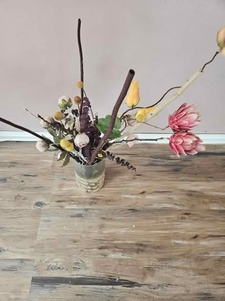 Photo of free Vase, fake tulips (Oak Park, IL) #1