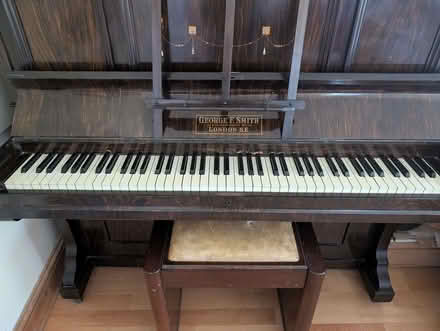 Photo of free Upright Piano (DA13) #1