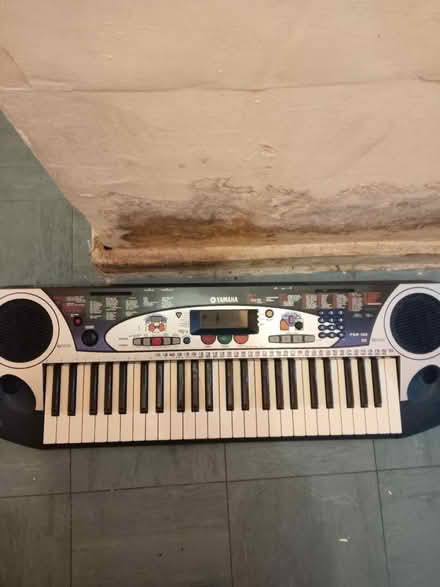 Photo of free Piano keyboard (for spares/repair) (Osidge, N14) #1