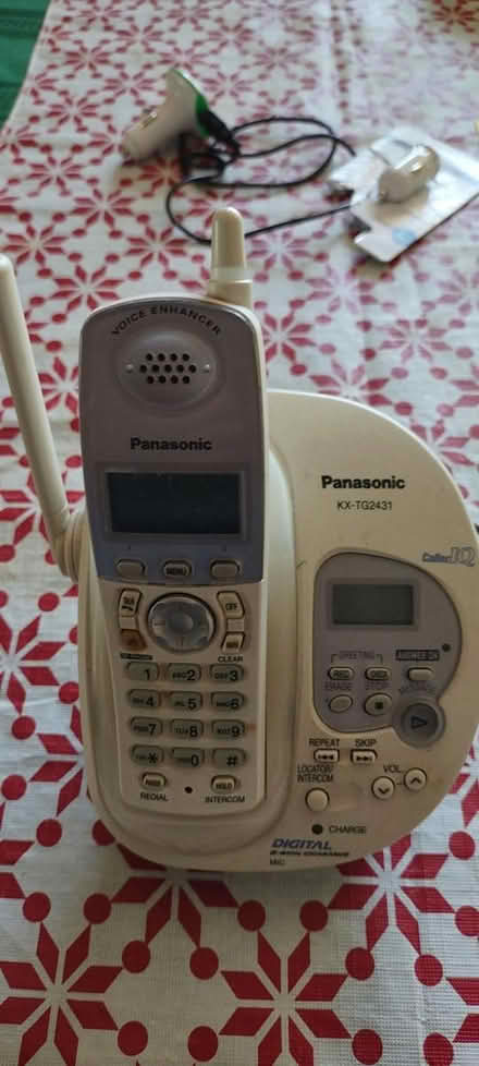 Photo of free Cordless phone (Everett) #1