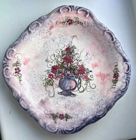 Photo of free Small plate (TW12 - Hampton Hill) #1