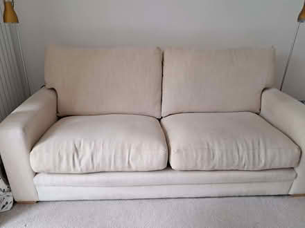 Photo of free sofa (Linslade LU7) #1