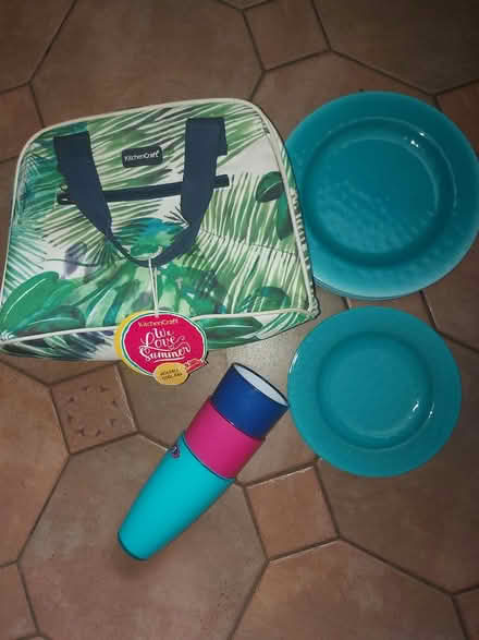 Photo of free Picnic plates in bag (NG5) #1