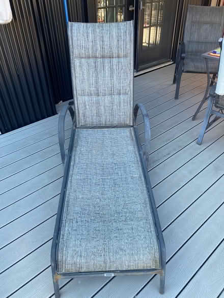 Photo of free Lounge chair (Museum of Nature - downtown) #1