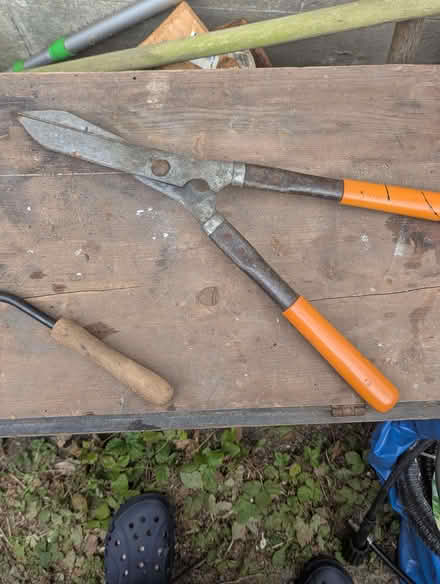 Photo of free Garden shears (Saint Ninians FK7) #1