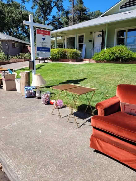 Photo of free Miscellaneous household things (95482) #1
