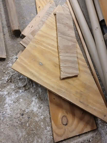 Photo of free pieces of wood (Hagerstown (21740)) #3