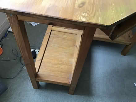 Photo of free IKEA corner desk (Hamsey Green CR6) #2
