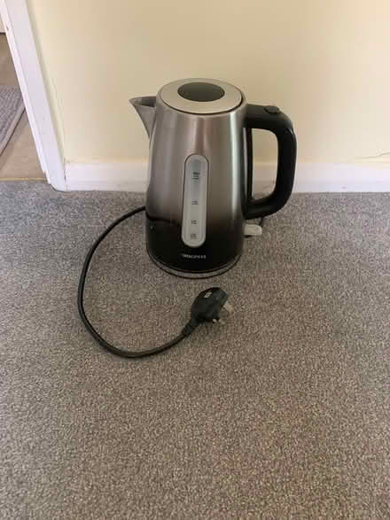 Photo of free Electric kettle (Emsworth) #1