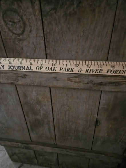 Photo of free Vintage wood crate (60202) #2