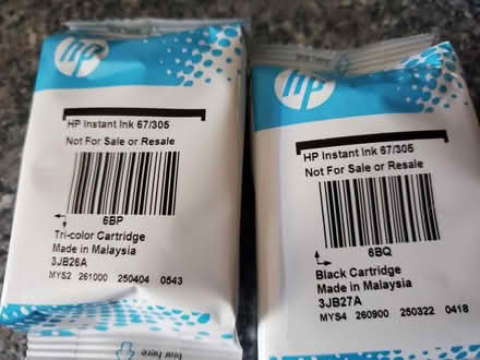 Photo of free Black and tri-colour HP ink (OX14 (Caldecott)) #1