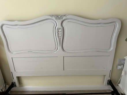 Photo of free King Size Box Headboard, Box Spring and Frame. (Dacorum HP3) #2