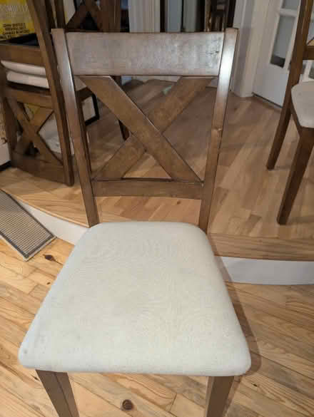 Photo of free 5 dining chairs (Chelsea/Flatiron) #3
