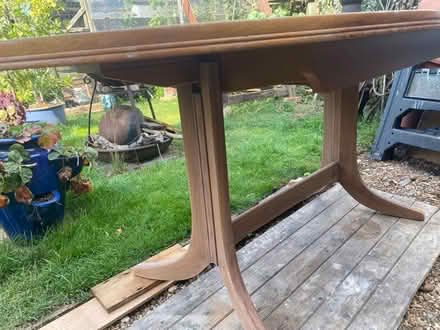 Photo of free Extendable table (Feltham TW14) #2