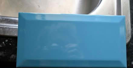 Photo of free Metro Bevelled Wall Tiles (Ruchill) #4