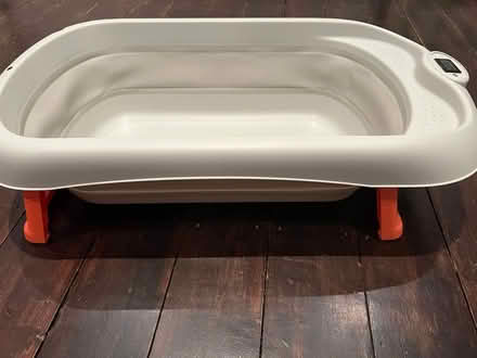 Photo of free Collapsible bathtub (Watford WD24) #1