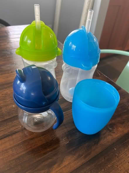 Photo of free Sippy cups and toddler cup (Downtown Sunnyvale) #1