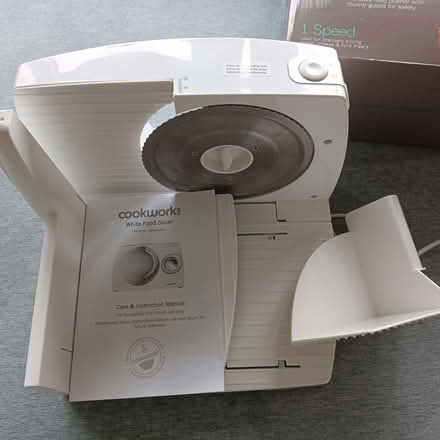 Photo of free Cookworks food slicer (Lee SE12) #3