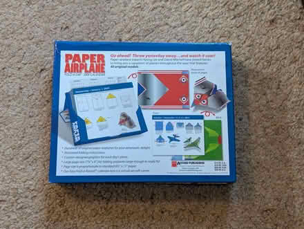 Photo of free Paper Airplane 2009 daily calendar (Ellesmere Port CH66) #2
