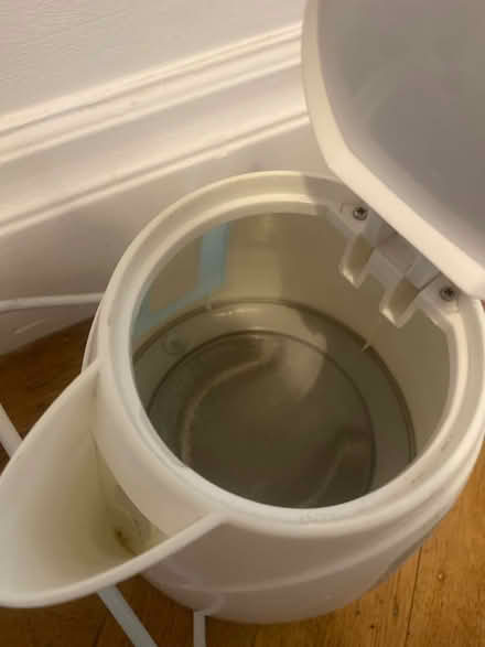 Photo of free Small kettle (Acton Town, W3) #3
