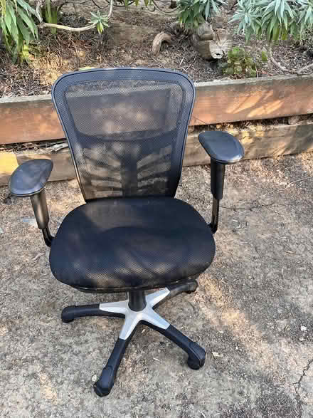 Photo of free Office Chairs (Oakland, CA) #2