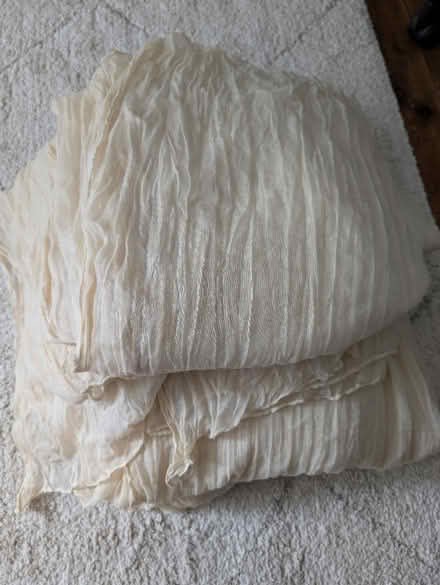 Photo of free 3 10ft table runners (Low Fell Ne9) #1