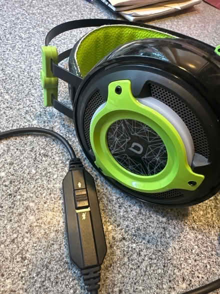 Photo of free Gaming headphones and charger (Palisades, NW, WDC) #2