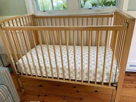 Photo of free crib (Truro, MA) #1
