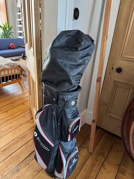 Photo of free Golf clubs and bag - men’s (Govanhill G42) #1