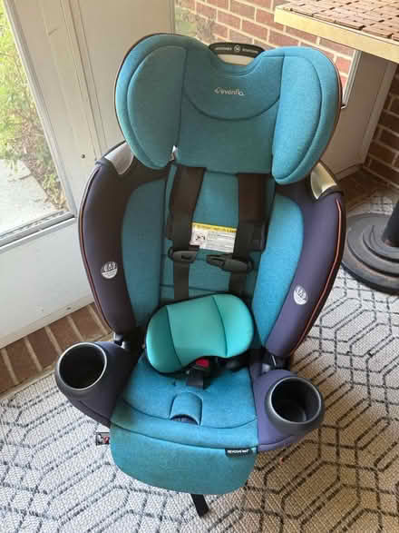 Photo of free Swivel car seat (Off forest drive , Annapolis) #1