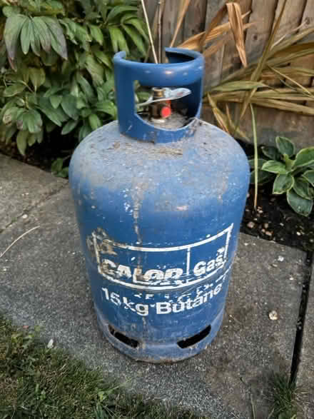 Photo of free Butane gas canister 15kg (Amersham HP6) #1