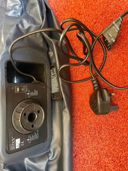 Photo of free X4 Intex electrical blow up Airbeds (Northaw EN6) #2