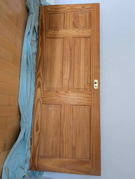 Photo of free Door - 1 x internal door (Far Headingley LS16) #1