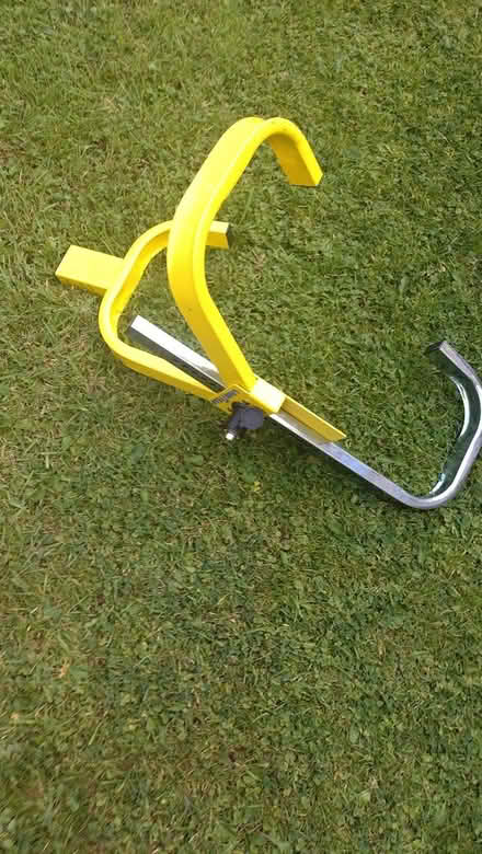 Photo of free Car clamp (Denholme BD13) #1