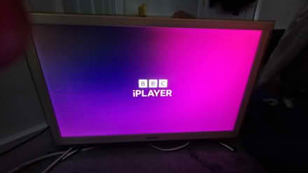 Photo of free Samsung Smart TV with remote (Falkirk FK2) #2