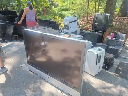 Photo of free working tvs today (Grton MA) #2