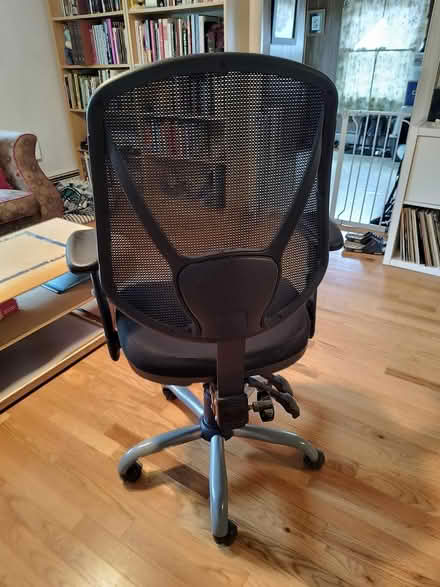 Photo of free Experienced* desk chair (near Maryvale Park) #2