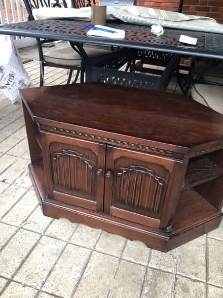Photo of free Corner unit for TV (Sevenoaks TN13) #1