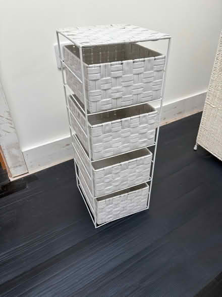 Photo of free 4 drawer bathroom unit (Welwyn, AL6) #1